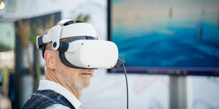 Mann-mit-VR-Brille-Thumbnail